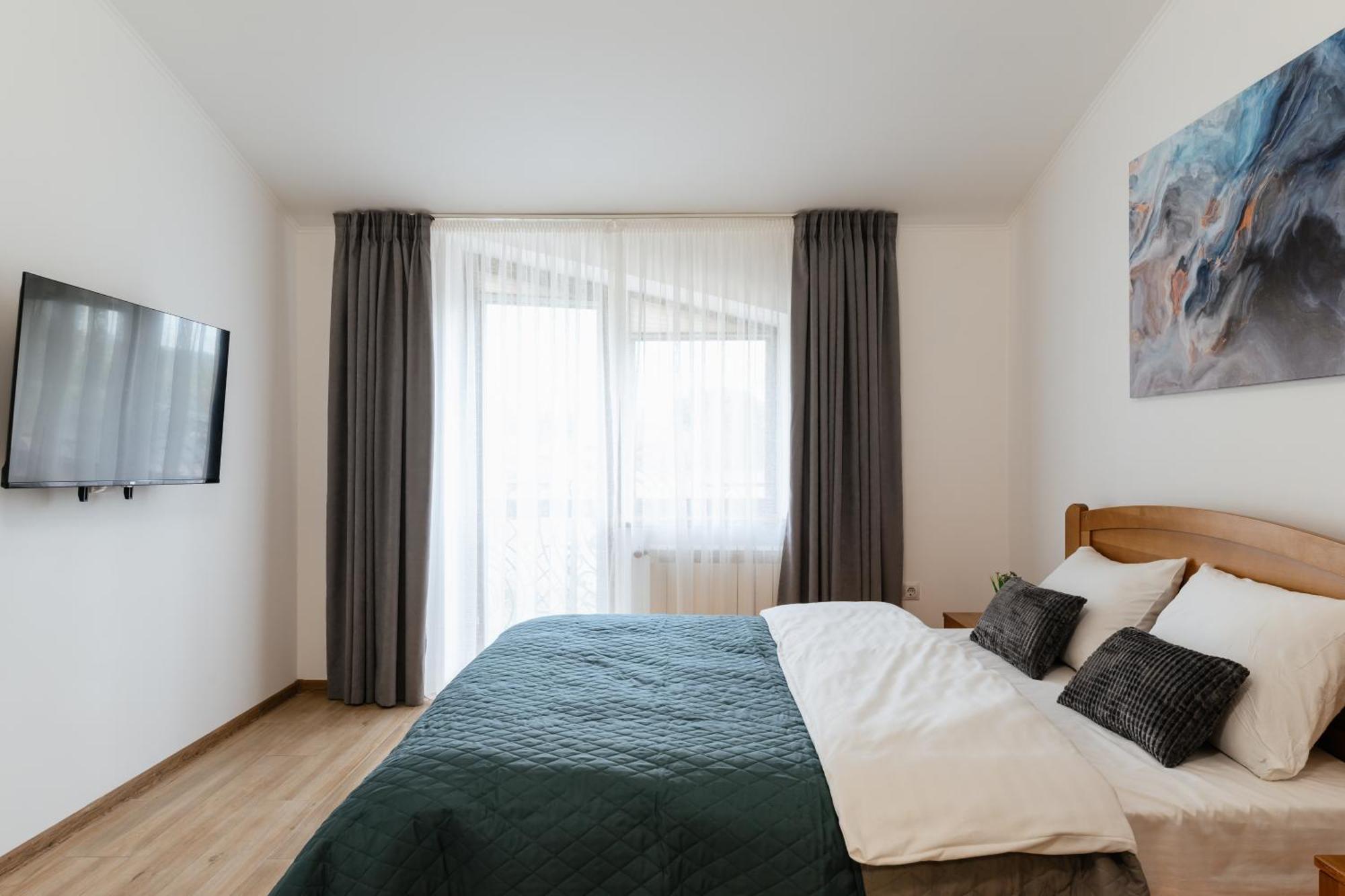 Luxury Apartments Uzhorod Exterior foto